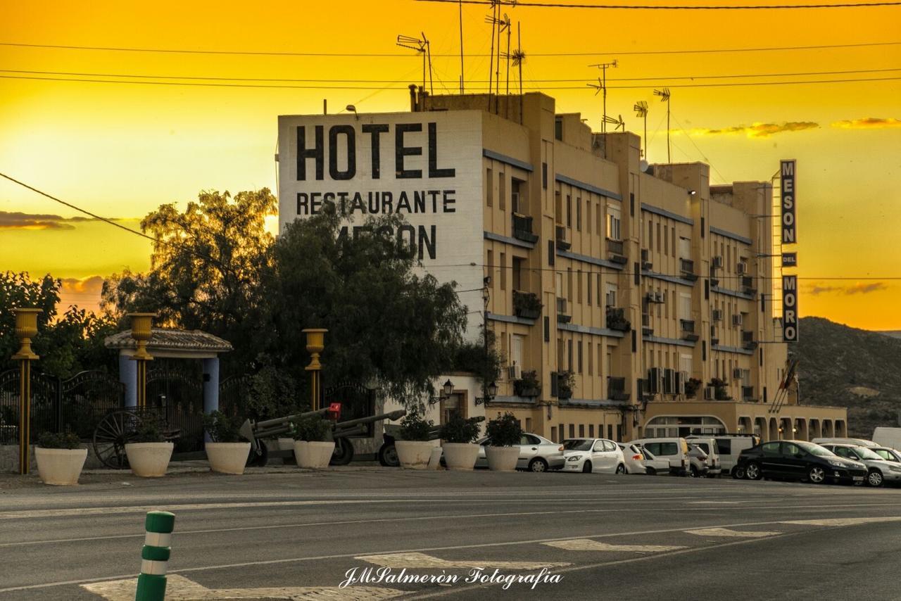 Hotel Meson Del Moro Abarán エクステリア 写真